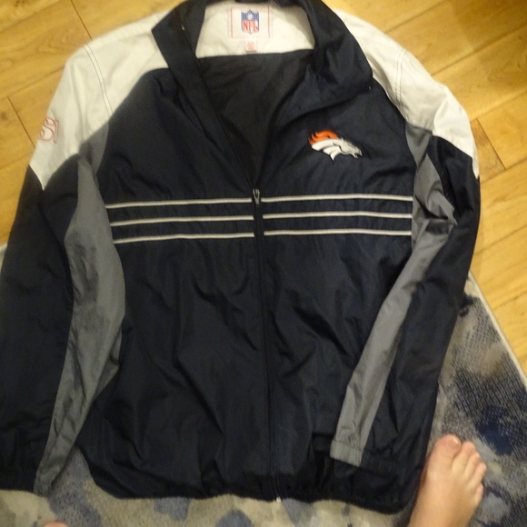 VINTAGE NFL DENVER BRONCOS  WINDBREAKER POLYESTER JACKET - Picture 1 of 3
